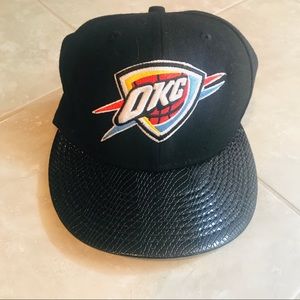 a EUC - New Era Oklahoma Thunder Hat